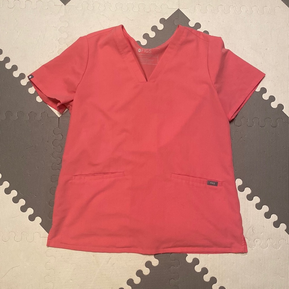 Figs Hot Coral scrub top